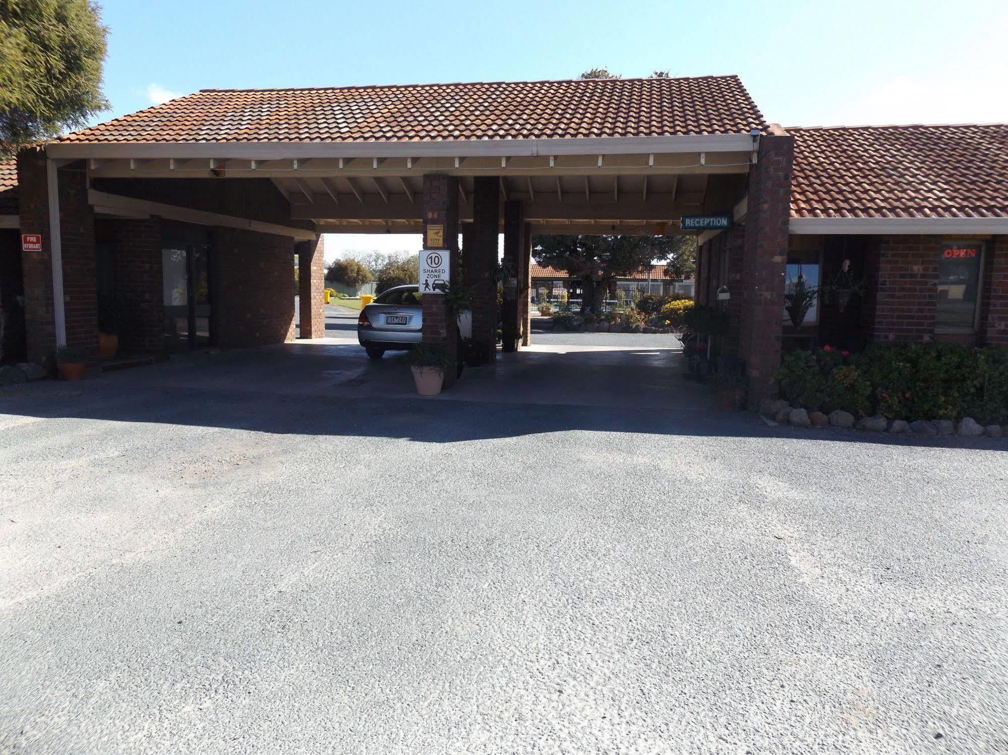 Rivergum Motel Echuca Exterior photo